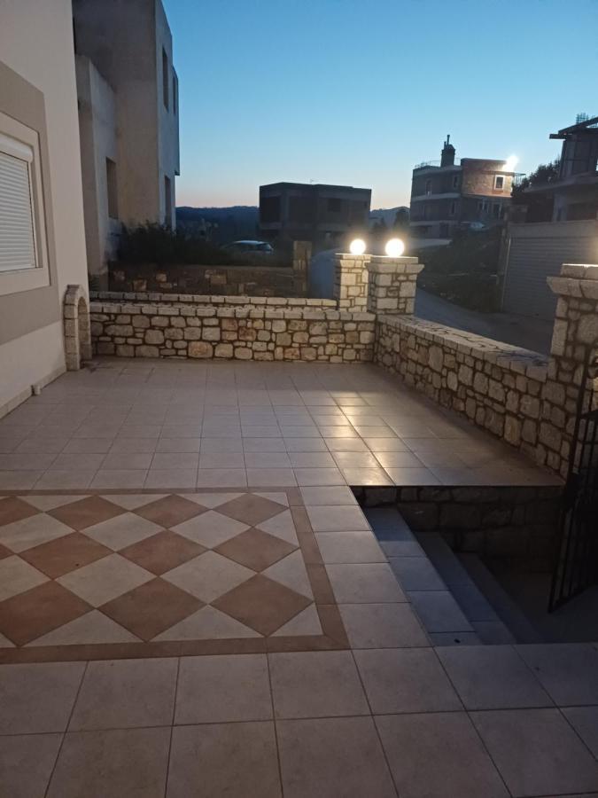Vila Katerina's Landsteder *
