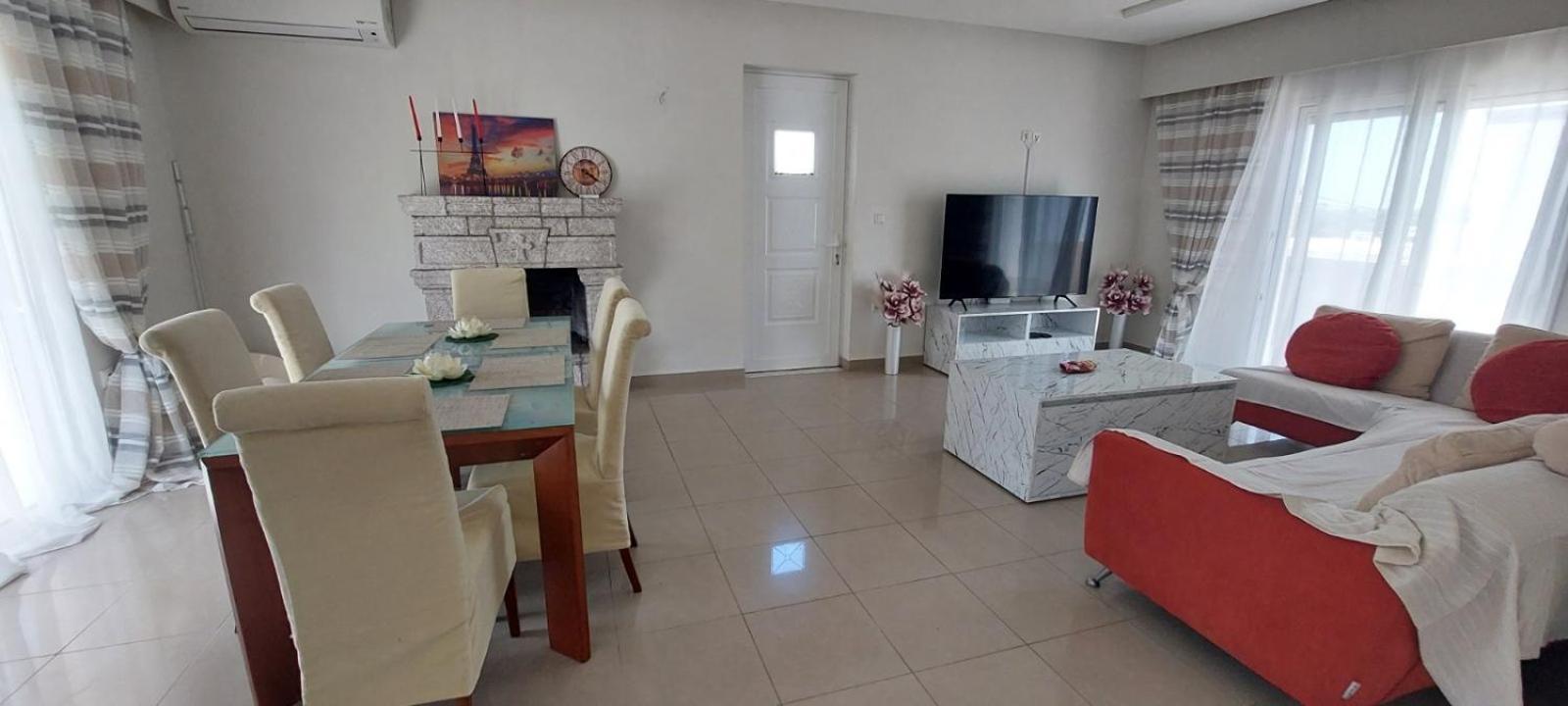Vila Katerina's Lardos